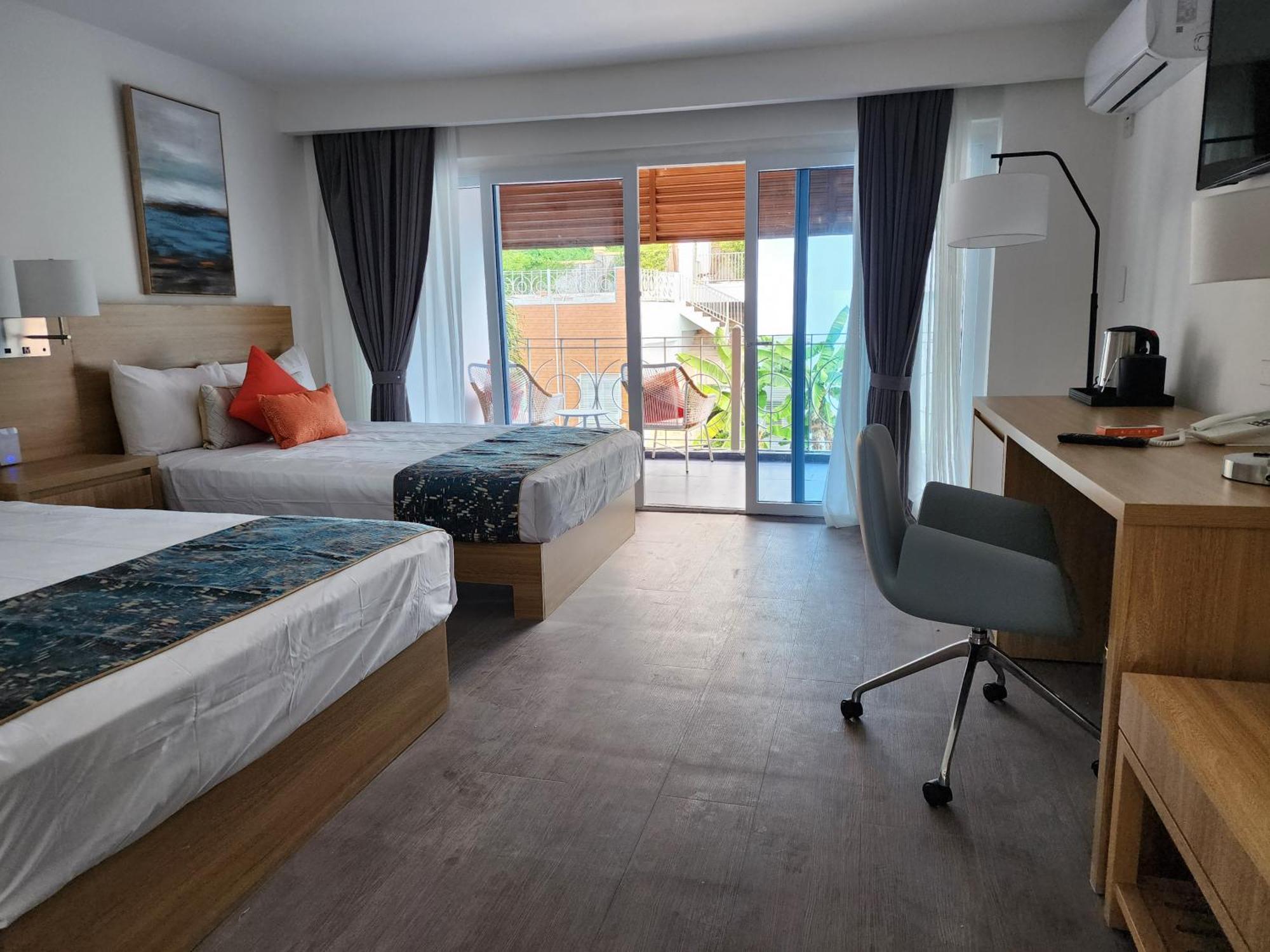 Hotel 39 Jamaica Montego Bay Ngoại thất bức ảnh